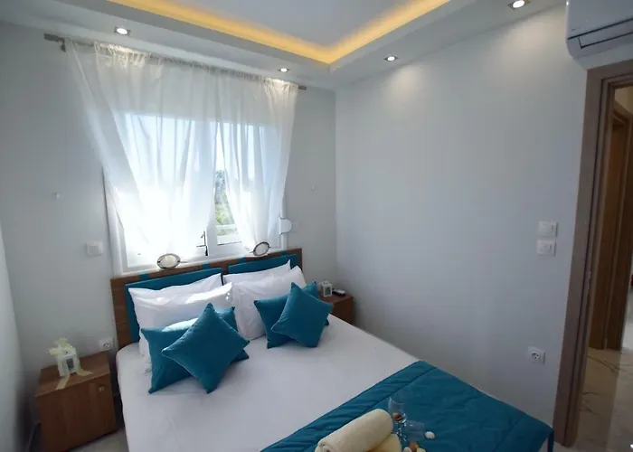 Апартаменты V Luxury 3 *