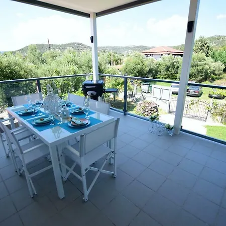 V Luxury 3 Apartman Toróni