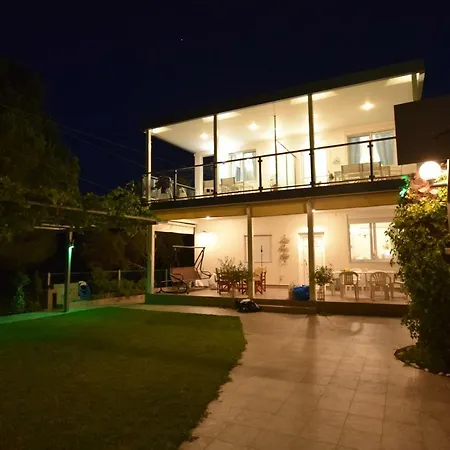 V Luxury 3 Apartman *