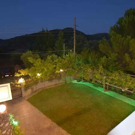 V Luxury 3 Apartament